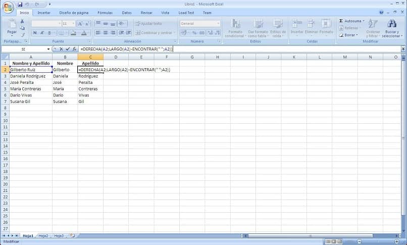 Dokument Excel ze wzorami oddzielającymi imiona i nazwiska