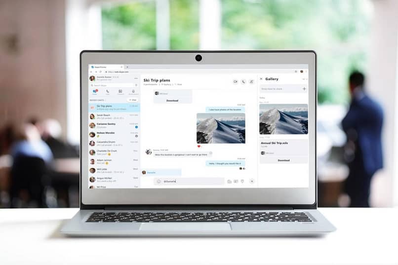 interfejs skype laptopa macbook