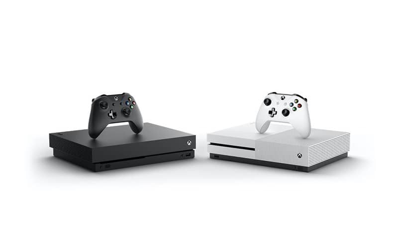 czarno-białe konsole Xbox
