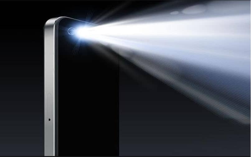 oświetlenie latarki włączane z iPhone'a