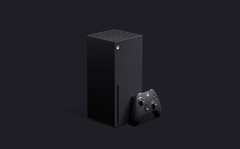 Konsola Xbox X Series i kontroler czarne tło 
