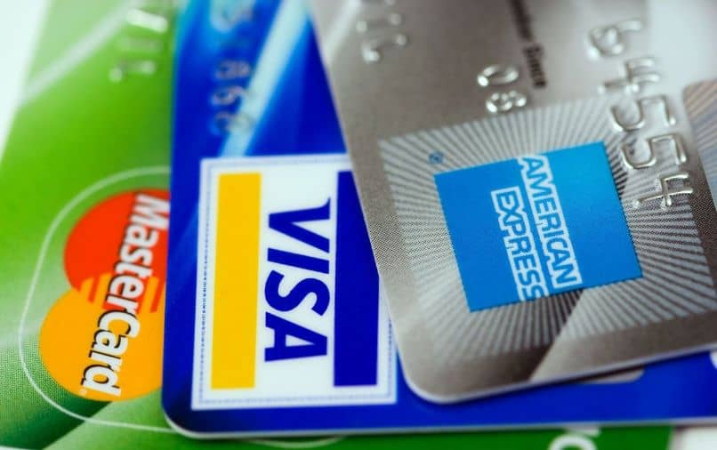 Karta kredytowa American Express została anulowana