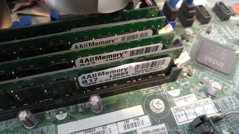 Pamięć RAM komputera
