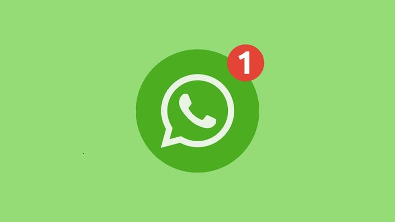 wiadomość z powiadomieniem WhatsApp