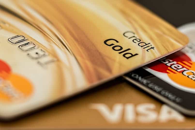 karta kredytowa dla łatwego zatwierdzenia