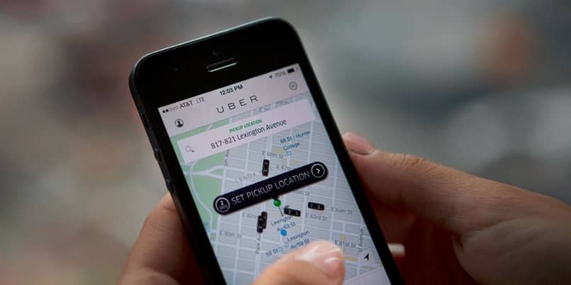 Uber szybko i łatwo lokalizuje i przenosi