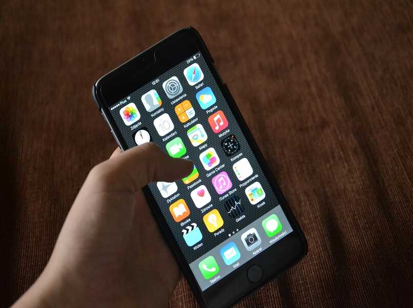 link z tagiem lotniczym iphone