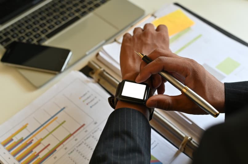 smartwatch t500