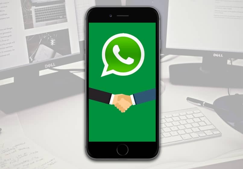 Dowiedz się, jak zainstalować WhatsApp Business dla firmy lub firmy