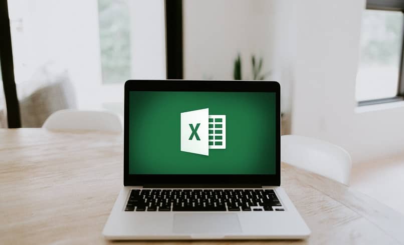 zastosuj funkcje w programie Excel