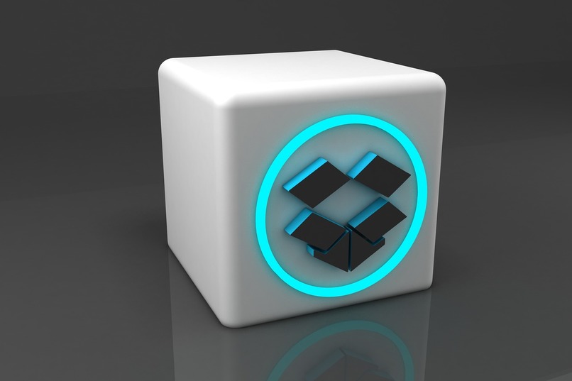 Pudełko 3d z logo Dropbox pośrodku