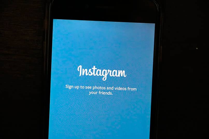 Jak pobrać Boomerang APK z Instagrama na telefon komórkowy