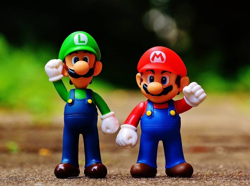 Luigi i Mario świętują